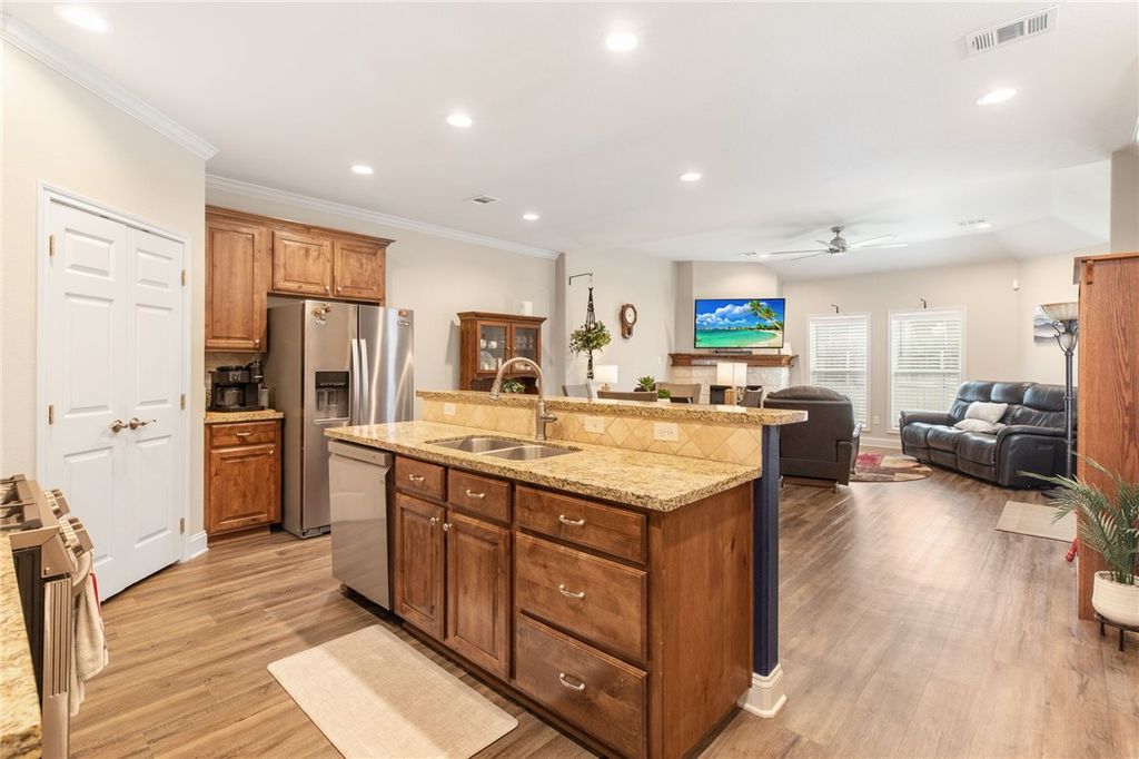 Photo of 2011 Reagan Court, Bryan, TX 77802 (MLS # 26002775)