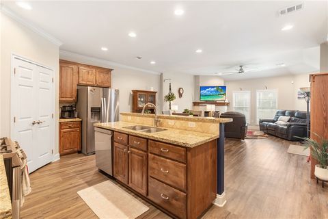 Tiny photo for 2011 Reagan Court, Bryan, TX 77802 (MLS # 26002775)