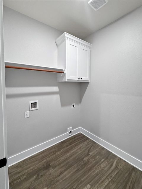 Tiny photo for 2100 Zebrina Court, Bryan, TX 77807 (MLS # 26000165)