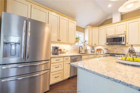 Tiny photo for 2633 Trophy Drive, Bryan, TX 77802 (MLS # 26005221)