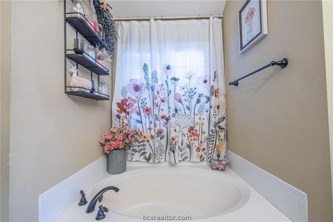 Tiny photo for 2633 Trophy Drive, Bryan, TX 77802 (MLS # 26005221)