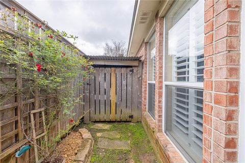 Tiny photo for 2633 Trophy Drive, Bryan, TX 77802 (MLS # 26005221)