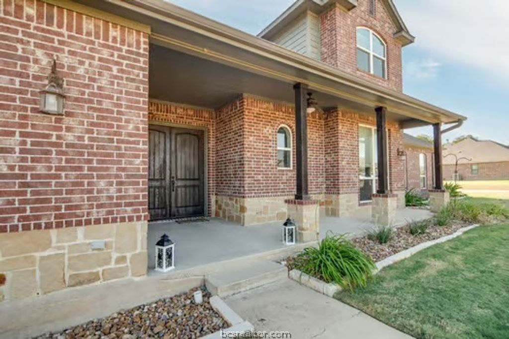 Photo of 18214 Retriever Run, College Station, TX 77845 (MLS # 26004438)