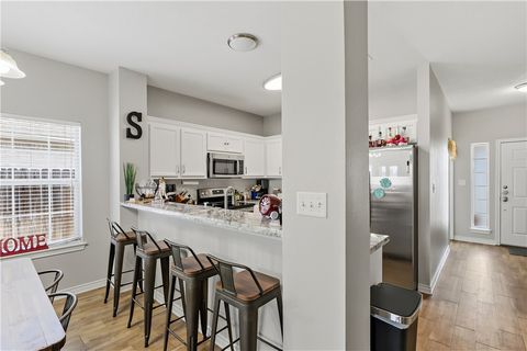 Tiny photo for 1011 Bougainvillea Street, College Station, TX 77845 (MLS # 26004198)