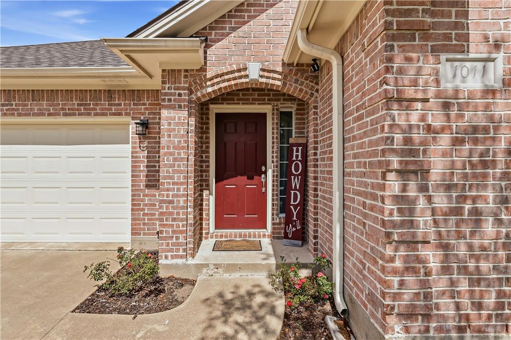 Photo of 1011 Bougainvillea Street, College Station, TX 77845 (MLS # 26004198)