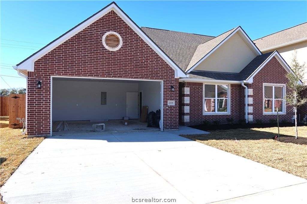 Photo of 2008 Reagan Court, Bryan, TX 77802 (MLS # 26003094)