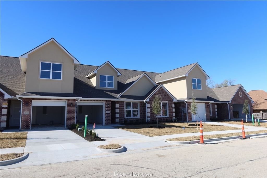 Photo of 2008 Reagan Court, Bryan, TX 77802 (MLS # 26003094)