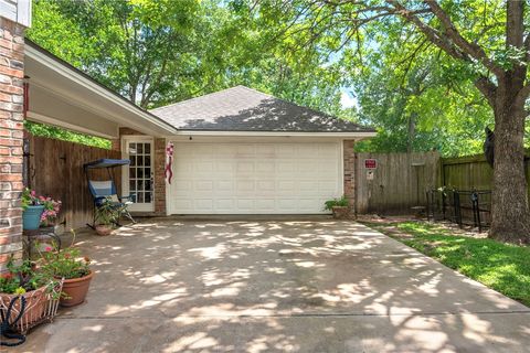 Tiny photo for 8711 Bent Tree Drive, College Station, TX 77845 (MLS # 26004530)
