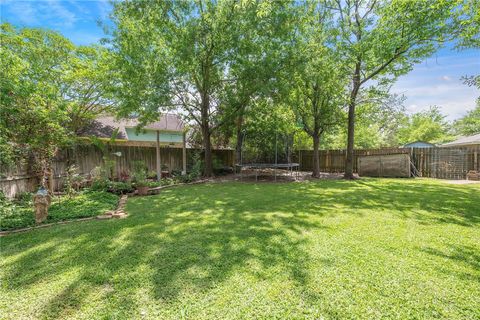 Tiny photo for 8711 Bent Tree Drive, College Station, TX 77845 (MLS # 26004530)