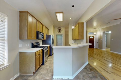 Tiny photo for 2817 Brandywine Circle, Bryan, TX 77807 (MLS # 26003609)