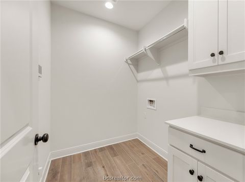 Tiny photo for 3512 Wildwood Court, Bryan, TX 77808 (MLS # 26005069)