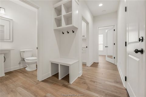 Tiny photo for 3512 Wildwood Court, Bryan, TX 77808 (MLS # 26005069)