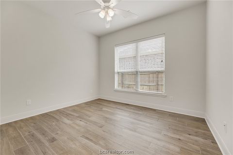 Tiny photo for 3512 Wildwood Court, Bryan, TX 77808 (MLS # 26005069)