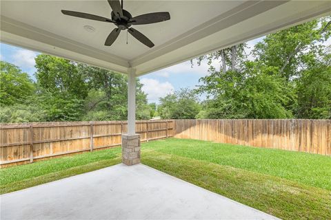 Tiny photo for 3512 Wildwood Court, Bryan, TX 77808 (MLS # 26005069)