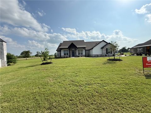 Photo of 3201 Hunters Crossing Trail, Bryan, TX 77808 (MLS # 26005455)