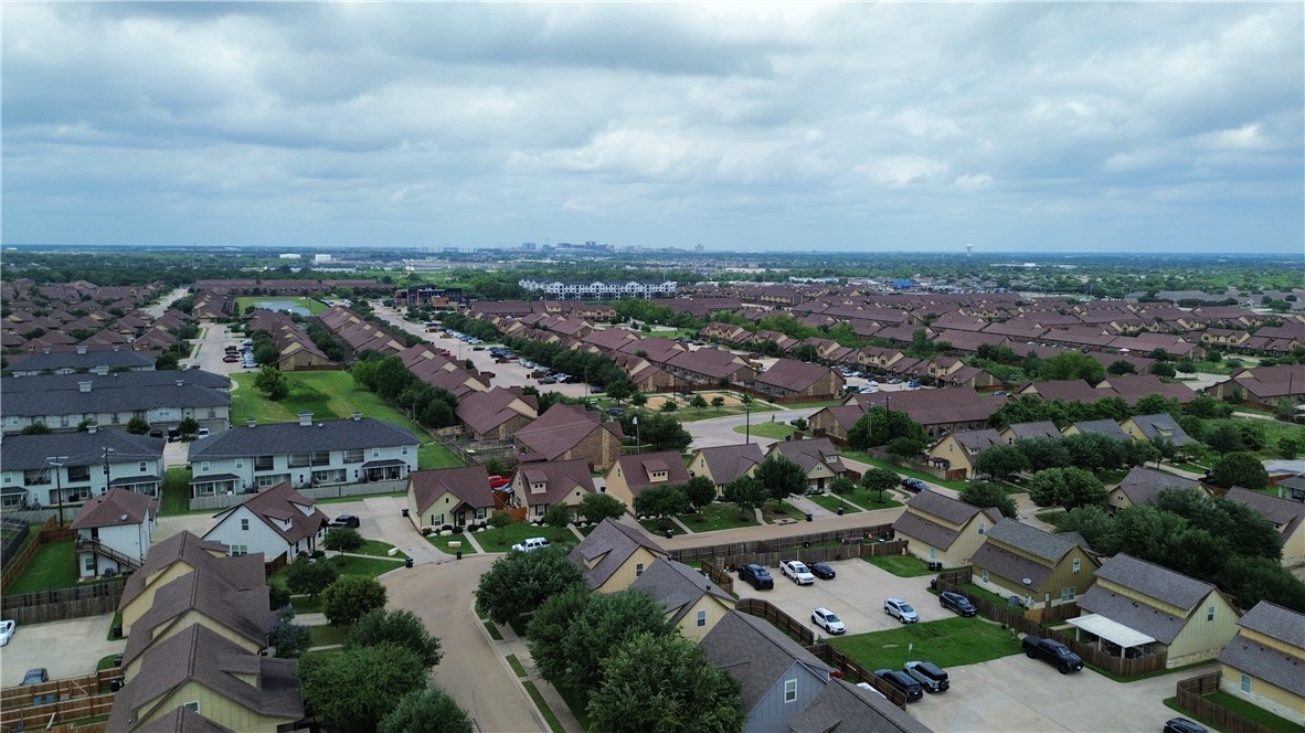 3360 Keefer Loop