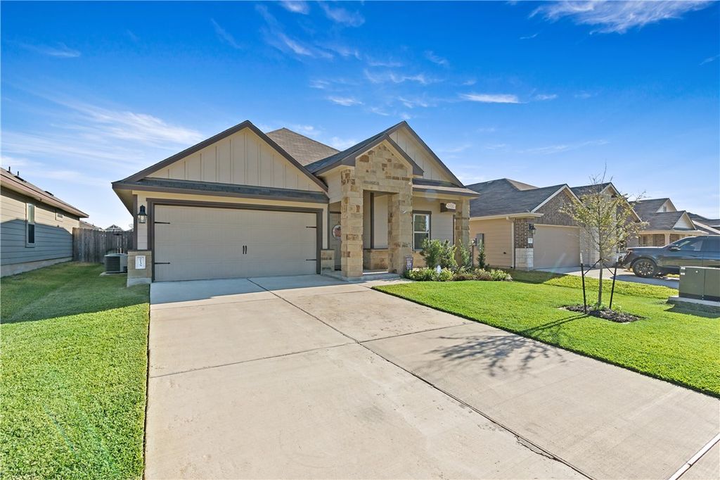 Photo of 2135 Chief Street, Bryan, TX 77807 (MLS # 25011350)