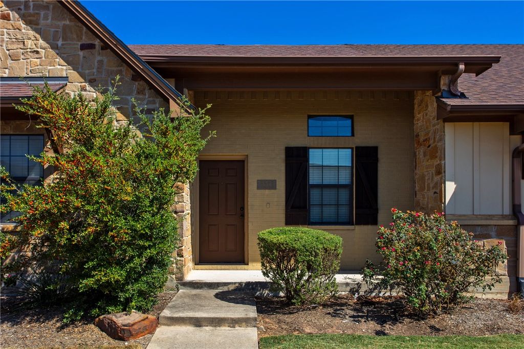 Photo of 3322 General Parkway, College Station, TX 77845 (MLS # 25012282)