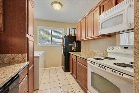 Tiny photo for 4405 Carter Creek Parkway #2, Bryan, TX 77802 (MLS # 26010756)