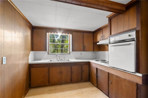Tiny photo for 16 Hickory Hollow HOLW, Huntsville, TX 77320 (MLS # 26012442)