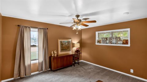 Tiny photo for 405 N Main Street, Franklin, TX 77856 (MLS # 26005355)