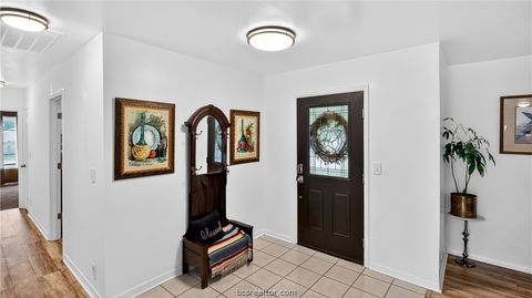 Tiny photo for 405 N Main Street, Franklin, TX 77856 (MLS # 26005355)