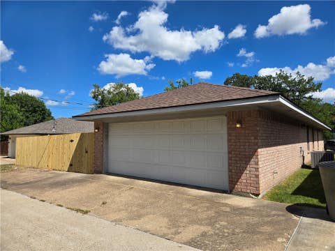 Tiny photo for 1815 Gettysburg Lane, Bryan, TX 77802 (MLS # 26010615)