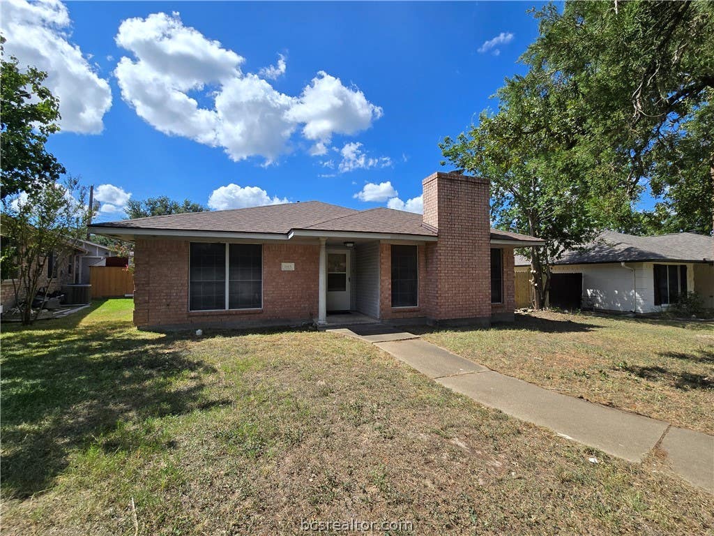 Photo of 1815 Gettysburg Lane, Bryan, TX 77802 (MLS # 26010615)