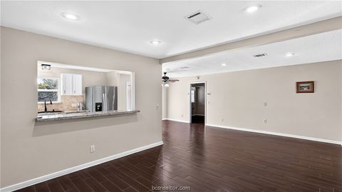 Tiny photo for 511 Lakeview, Somerville, TX 77879 (MLS # 26009106)