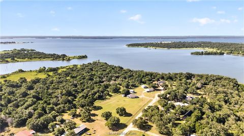 Tiny photo for 511 Lakeview, Somerville, TX 77879 (MLS # 26009106)