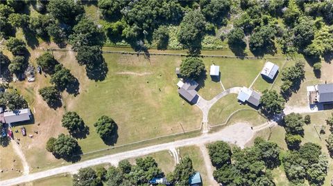 Tiny photo for 511 Lakeview, Somerville, TX 77879 (MLS # 26009106)