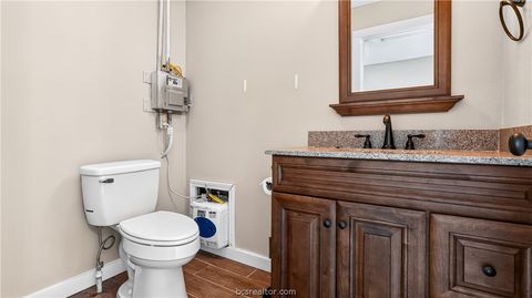 Tiny photo for 511 Lakeview, Somerville, TX 77879 (MLS # 26009106)