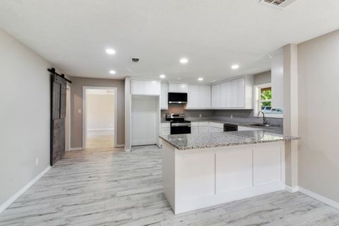 Tiny photo for 4104 Marsh Street, Bryan, TX 77803 (MLS # 26004137)