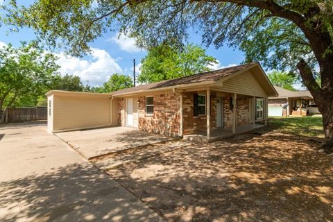 Tiny photo for 4104 Marsh Street, Bryan, TX 77803 (MLS # 26004137)