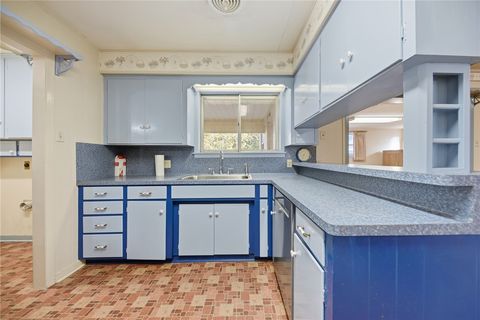 Tiny photo for 1006 Top Hill Dr, Brenham, TX 77833 (MLS # 25012053)