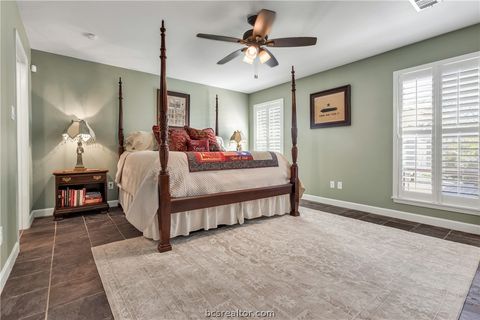 Tiny photo for 902 Woodland Parkway, College Station, TX 77840 (MLS # 26003093)