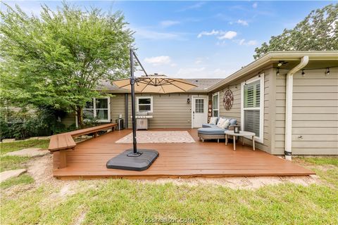Tiny photo for 902 Woodland Parkway, College Station, TX 77840 (MLS # 26003093)