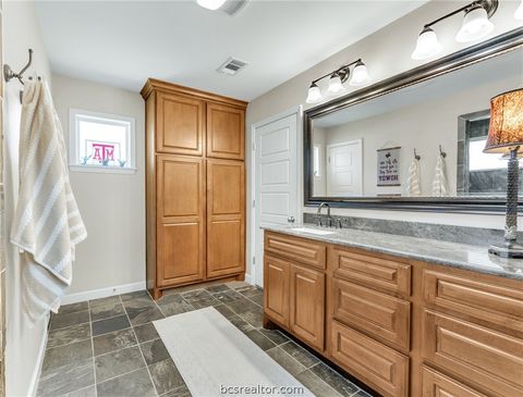 Tiny photo for 902 Woodland Parkway, College Station, TX 77840 (MLS # 26003093)