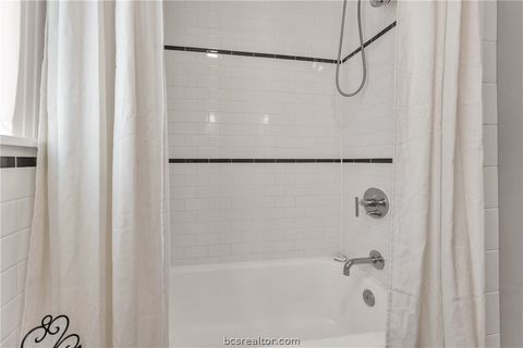 Tiny photo for 902 Woodland Parkway, College Station, TX 77840 (MLS # 26003093)