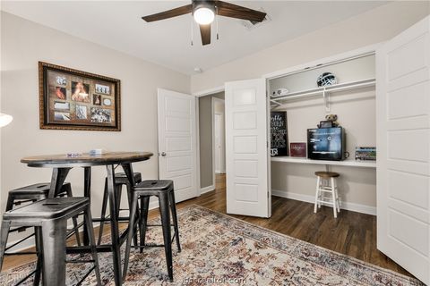 Tiny photo for 902 Woodland Parkway, College Station, TX 77840 (MLS # 26003093)
