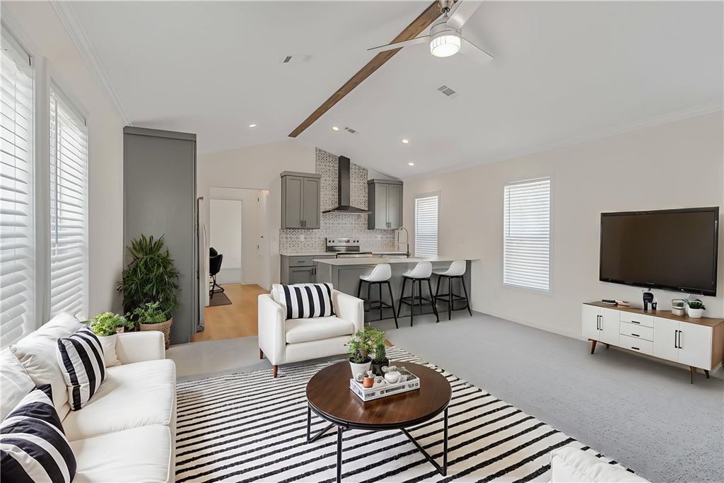 Photo of 495 Avenue C, Somerville, TX 77879 (MLS # 26000410)