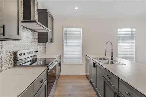 Tiny photo for 495 Avenue C, Somerville, TX 77879 (MLS # 26000410)