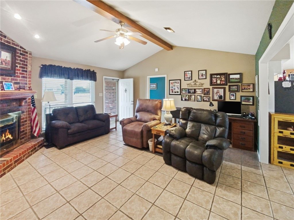 Photo of 2770 Trey Ln. Ln, Brenham, TX 77833 (MLS # 25012594)