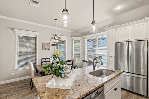 Tiny photo for 2129 Chestnut Oak Circle, College Station, TX 77845 (MLS # 26003451)