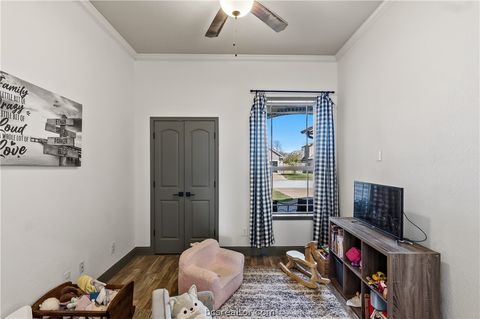 Tiny photo for 2129 Chestnut Oak Circle, College Station, TX 77845 (MLS # 26003451)