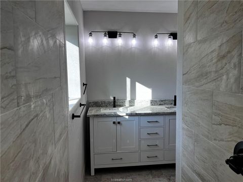 Tiny photo for 114 Lakeview Drive N, Hilltop Lakes, TX 77871 (MLS # 26003112)