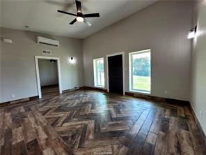 114 Lakeview Drive N