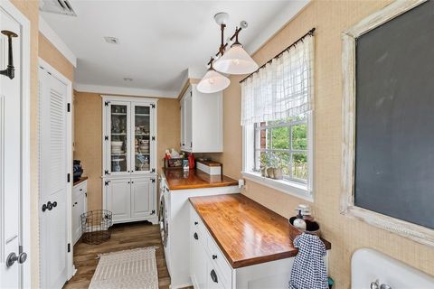 Tiny photo for 583 Lazy Lane, Madisonville, TX 77864 (MLS # 26006138)