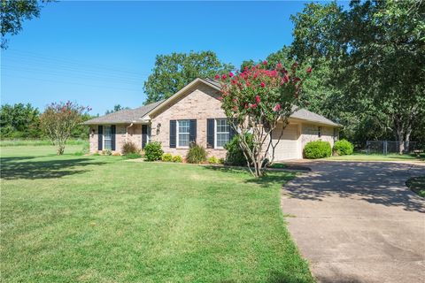 Photo of 1811 Harris Drive, College Station, TX 77845 (MLS # 26006749)
