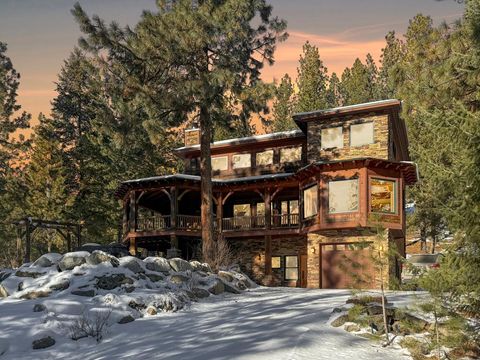 Photo of 4 Chino Spur, Cascade, ID 83611 (MLS # 544107)